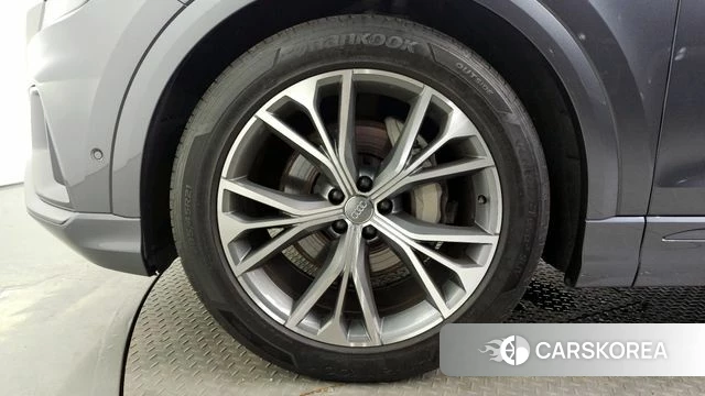Audi Q8 (4M) id 4370491 из Кореи 15
