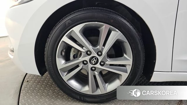 Hyundai Avante AD id 4251248 из Кореи 25