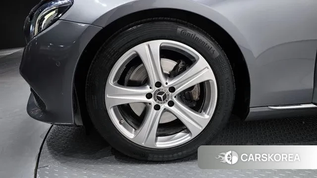 Mercedes-Benz E-Class W213 id 3617352 из Кореи 15