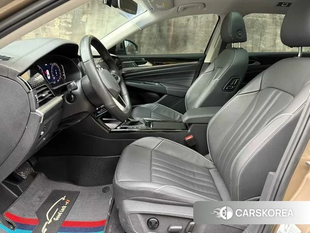 Volkswagen Passat 2022 Шампань из Китая, фото 5