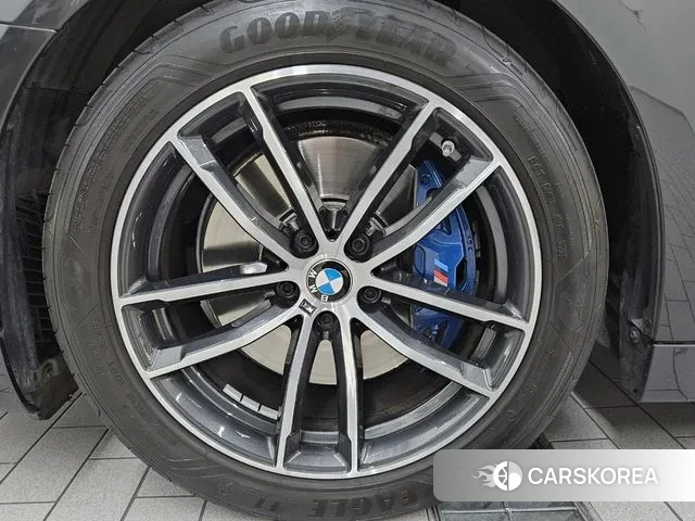 BMW 5 Series (G30) id 3598190 из Кореи 14