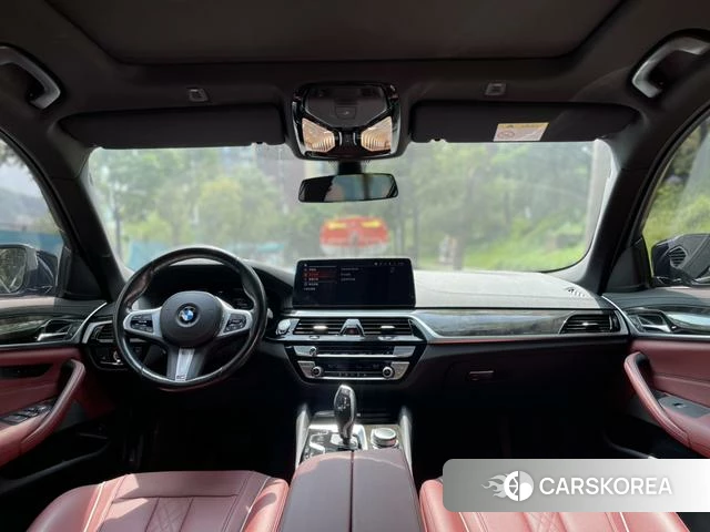 BMW 5 series 2022 Черный из Китая, фото 5