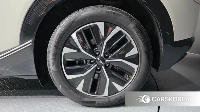 Kia EV6 id 3708035 из Кореи 15