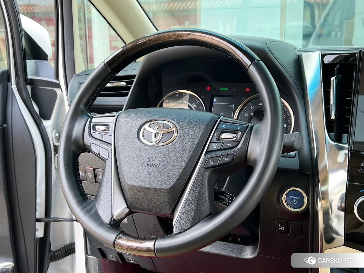 Toyota Elfa id 4441262 из Китая 19
