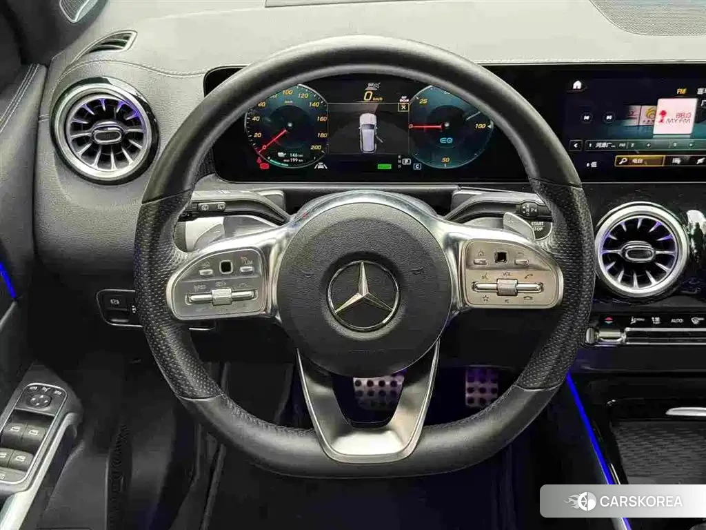 Mercedes-Benz EQB 2022 Champagne/brown из Китая, фото 5