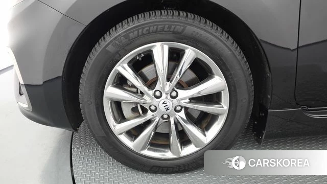 Kia The New Carnival id 4906903 из Кореи 29