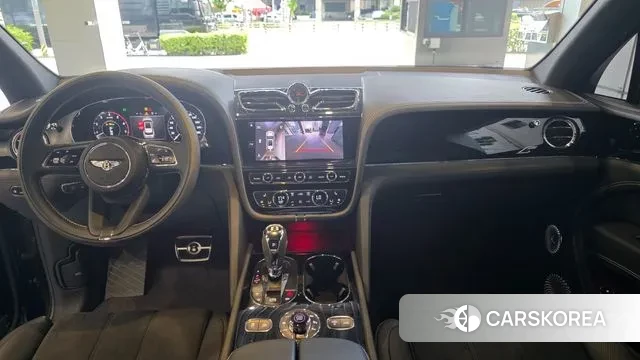 Bentley Bentayga 2024 Черный из Кореи, фото 6