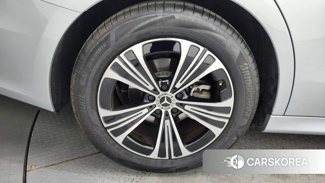 Mercedes-Benz E-Class W214 id 4242843 из Кореи 15