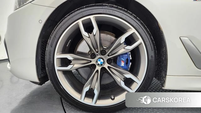 BMW 5 Series (G30) id 3796391 из Кореи 15