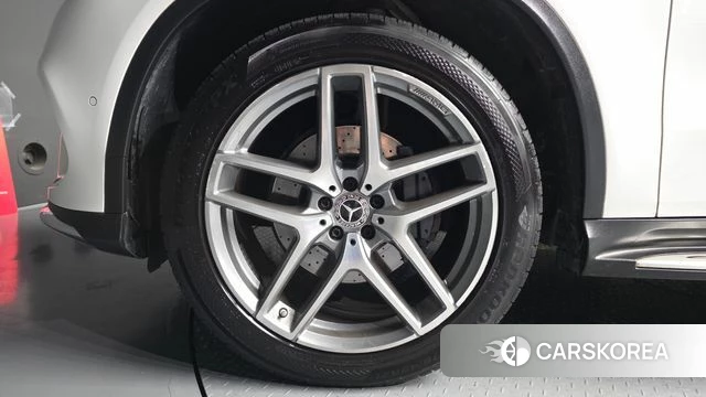 Mercedes-Benz GLE - Class W166 id 4563439 из Кореи 15