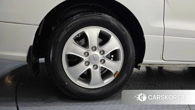 Hyundai The New Grand Starex id 4637847 из Кореи 25