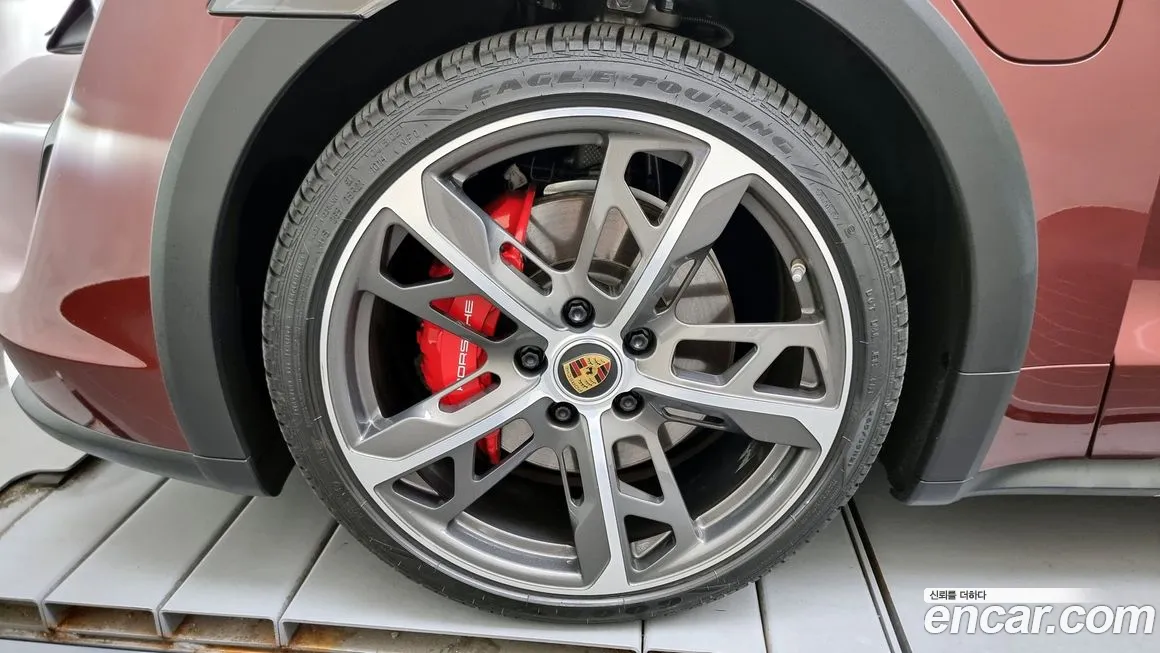 Porsche Taycan id 609385 из Кореи 15