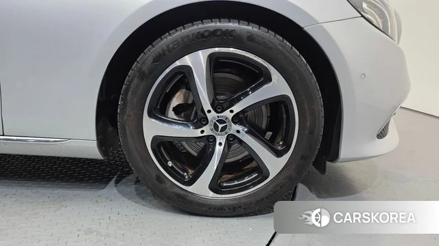 Mercedes-Benz E-Class W213 id 4551396 из Кореи 26