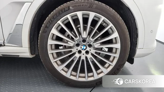 BMW X7 (G07) id 3379221 из Кореи 15