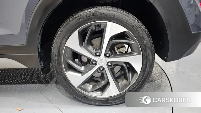 Hyundai All New Tucson id 3698857 из Кореи 15