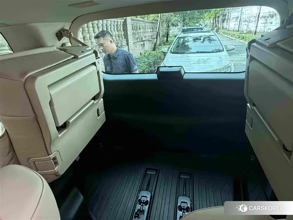Toyota Vellfire 2022 Белый из Китая, фото 5