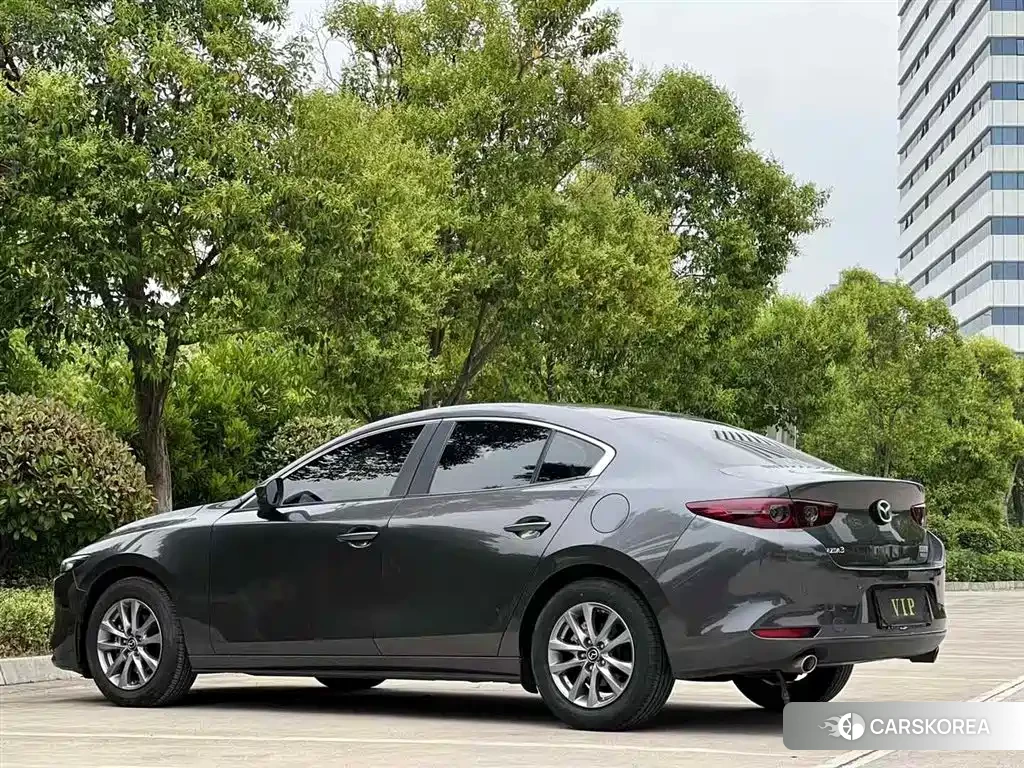 Mazda 3 2023 Silver/gray из Китая, фото 5