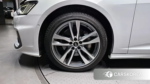 Audi A6 (C8) id 3311350 из Кореи 15