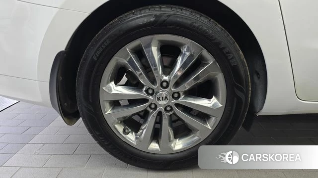 Kia All New Carnival id 4531160 из Кореи 15