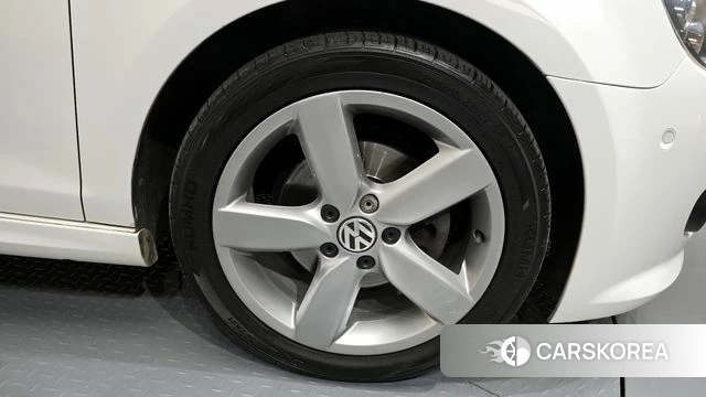 BMW 5 Series (G60) id 3882772 из Кореи 15