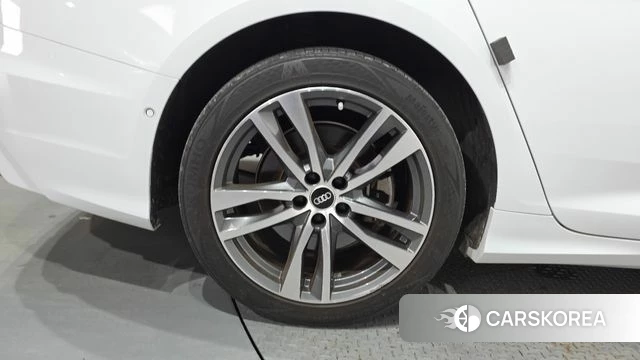 Audi A6 (C8) id 4619140 из Кореи 32