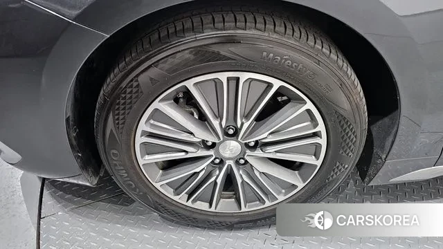 Hyundai Grandeur IG Hybrid id 3661388 из Кореи 15