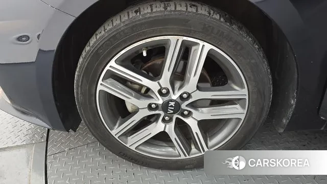 Kia Come New K3 id 2971509 из Кореи 15