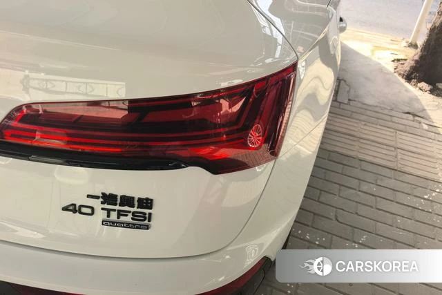 Audi Q5L Sportback id 4257085 из Китая 12