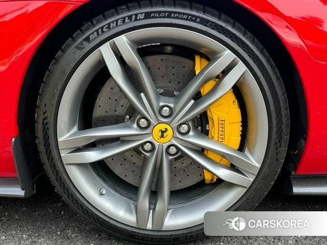 Ferrari 296 GTB id 4608529 из Кореи 15
