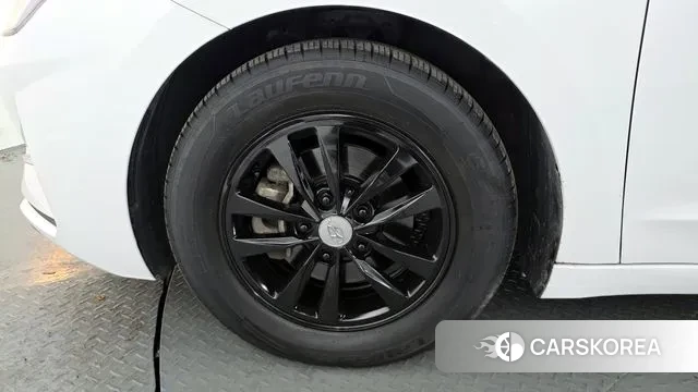 Hyundai The New Avante AD id 3698699 из Кореи 15