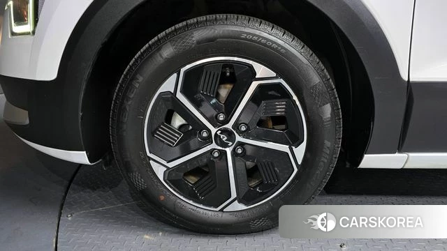 Kia Di Ol Nu Niro id 4343785 из Кореи 15