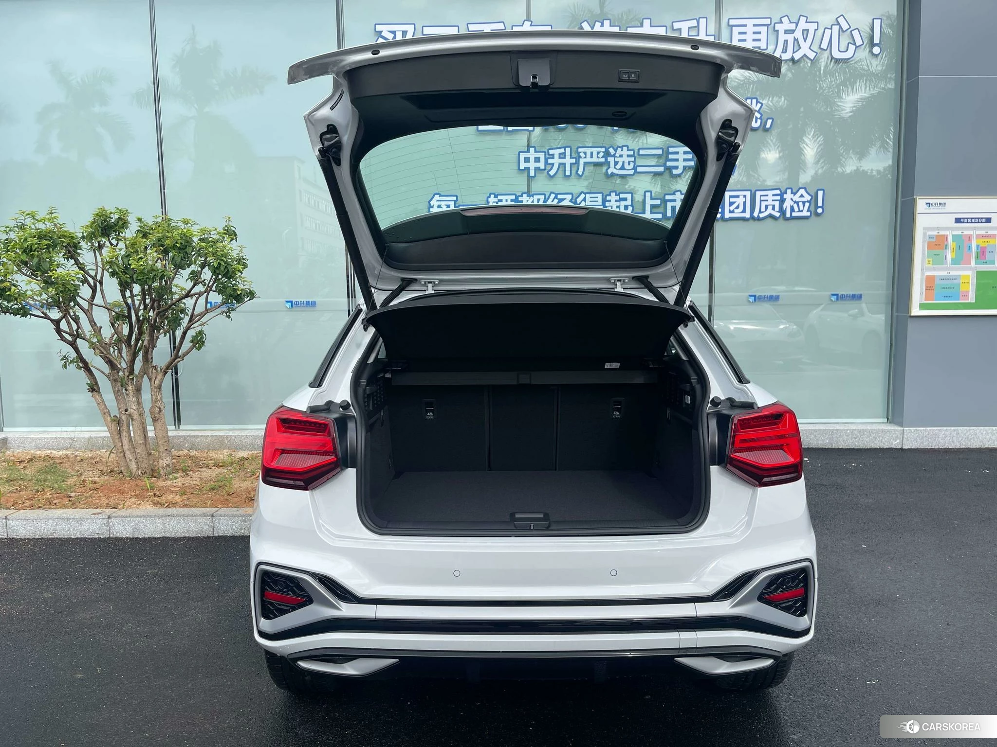 Audi Q2L id 4455828 из Китая 7