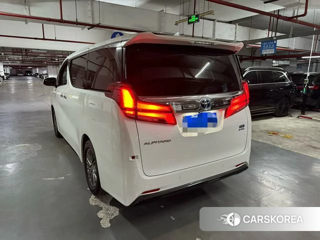 Toyota Elfa 2022 Белый из Китая, фото 5
