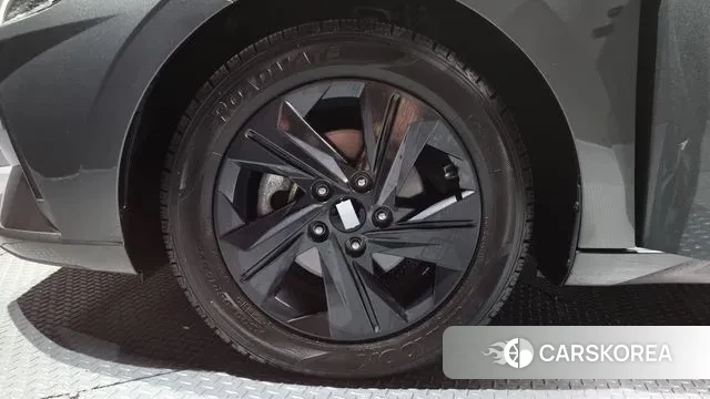 Hyundai Avante (CN7) id 3317447 из Кореи 15