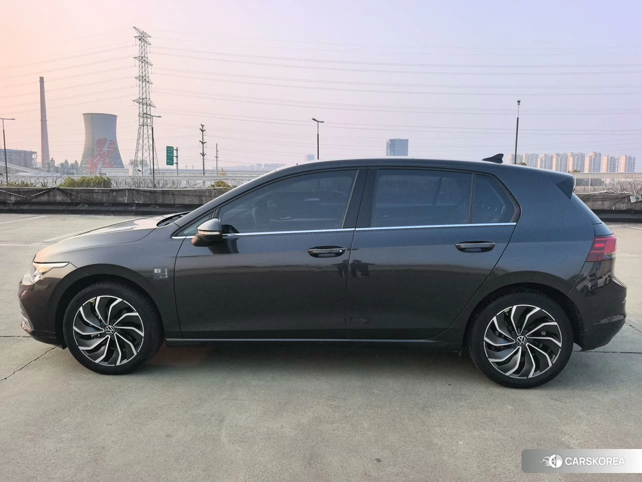 Volkswagen Golf id 4498809 из Китая 14