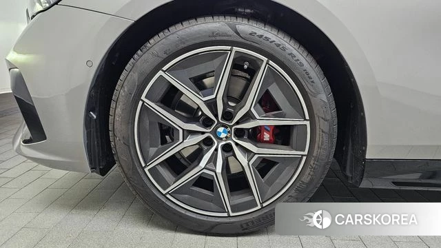BMW 5 Series (G60) id 4336442 из Кореи 15