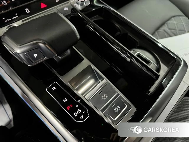 Audi Q8 (4M) id 4743705 из Кореи 10