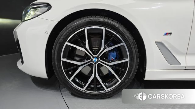 BMW 5 Series (G30) id 4731866 из Кореи 28