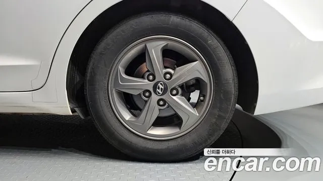 Hyundai Avante AD id 2912839 из Кореи 15