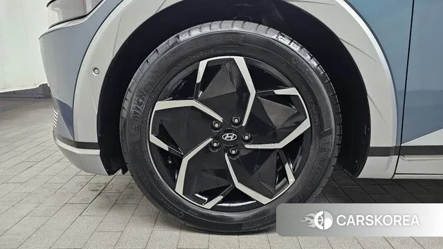 Hyundai Ionic 5 id 3685896 из Кореи 15