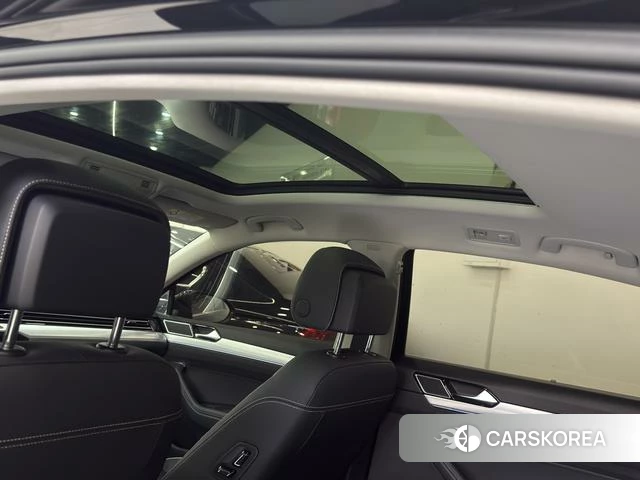 Volkswagen Magotan PHEV 2024 Черный из Китая, фото 5