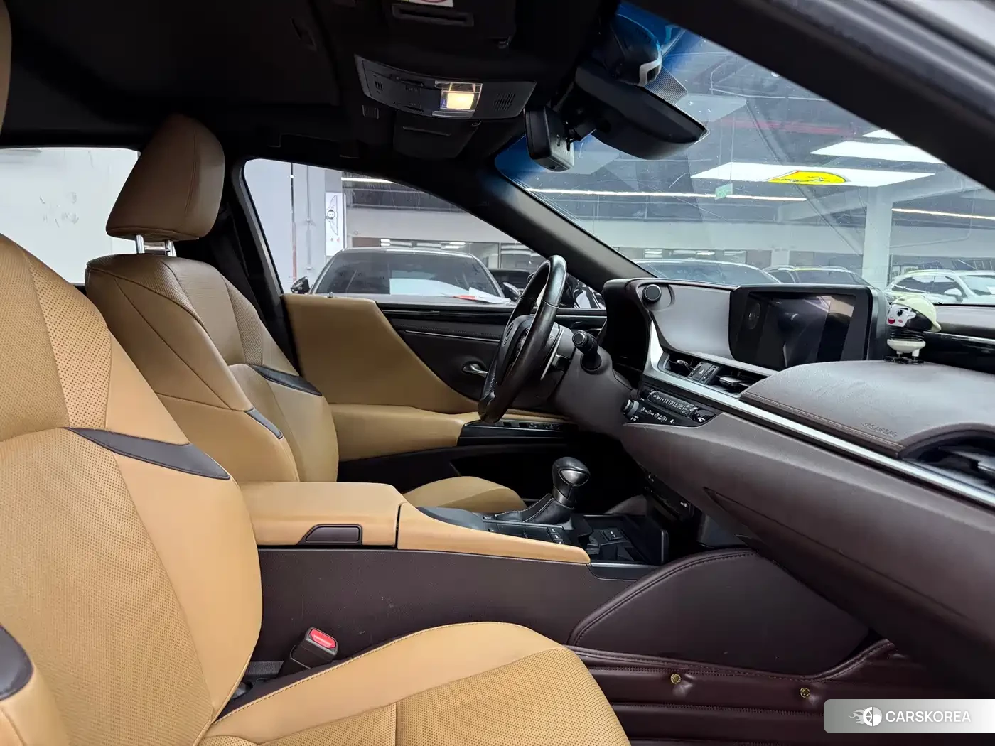 Lexus ES id 4565394 из Китая 16