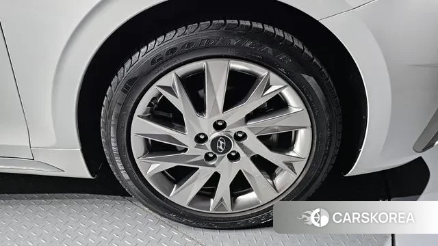 Hyundai The New Grandeur IG Hybrid id 3443830 из Кореи 15