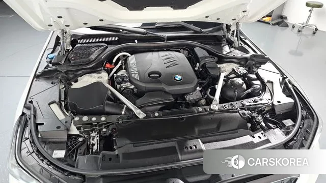 BMW 5 Series (G60) id 3388445 из Кореи 15