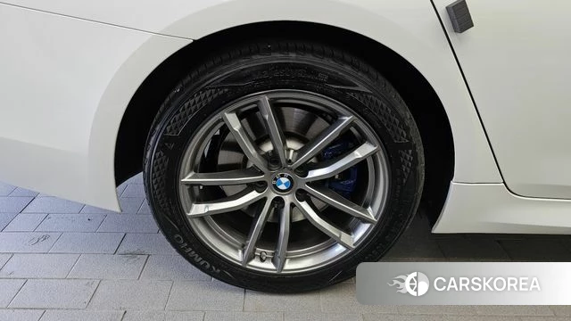 BMW 5 Series (G30) id 4435032 из Кореи 29