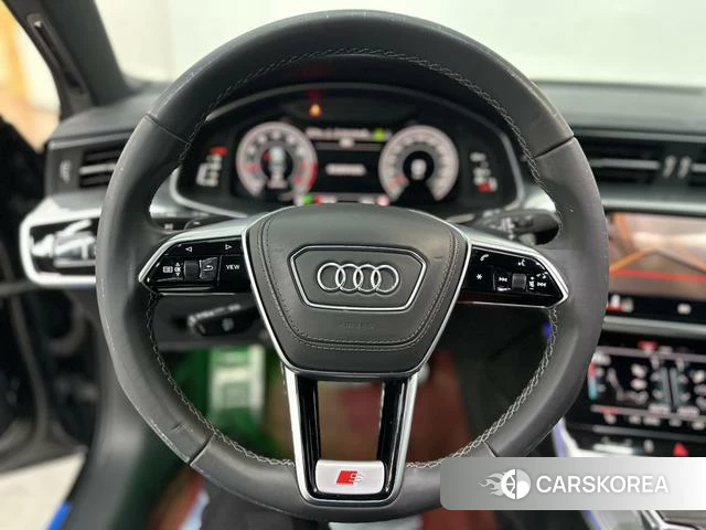 Audi A6L id 4275810 из Китая 18