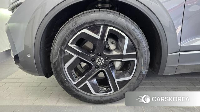 Volkswagen Touareg 3rd generation id 4200650 из Кореи 32