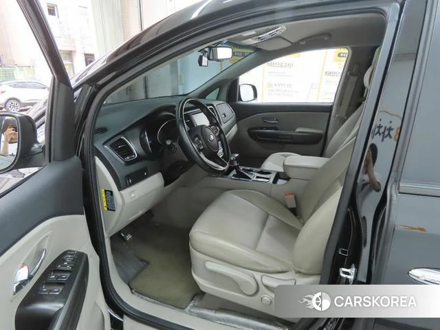 Kia The New Carnival id 4652015 из Кореи 15