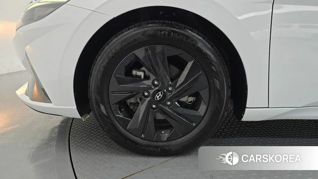 Hyundai Avante Hybrid (CN7) id 4922990 из Кореи 25