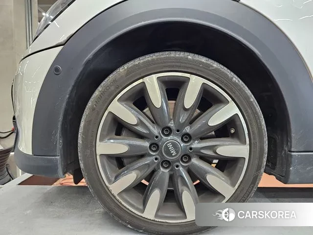 Mini Cooper S 2023 Белый из Кореи, фото 5